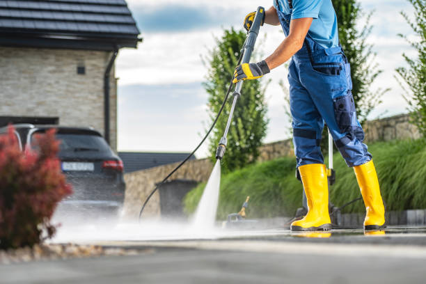 Best Sidewalk and Walkway Cleaning  in Seaside, OR